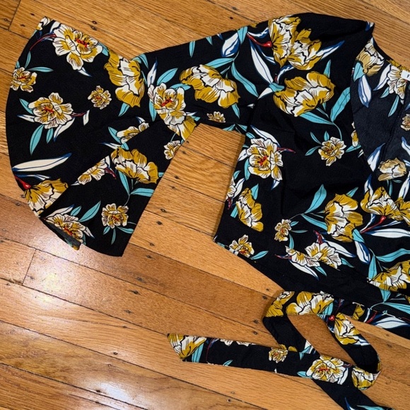 FARROW Black Floral Wrap Blouse - MATCHING SET - Picture 3 of 5